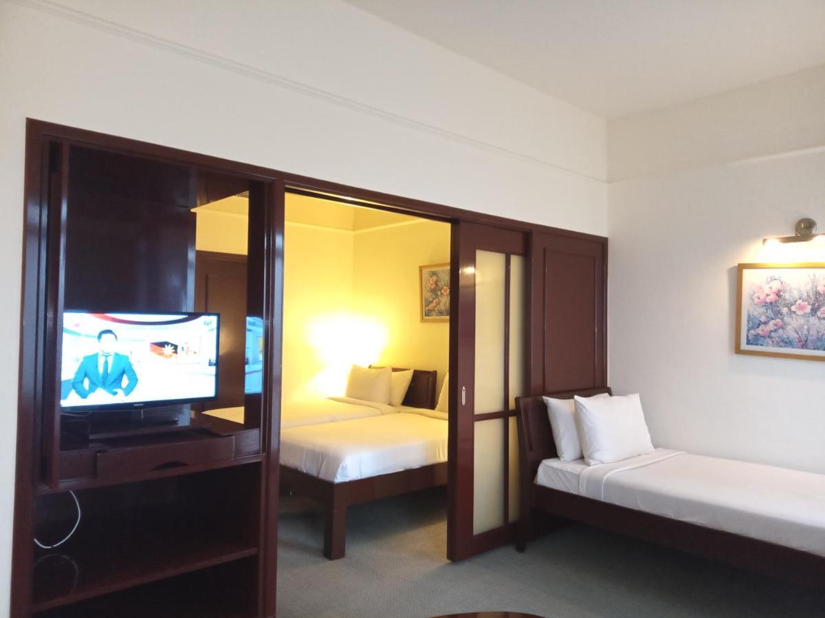 Grand Service @ Times Square Apartment